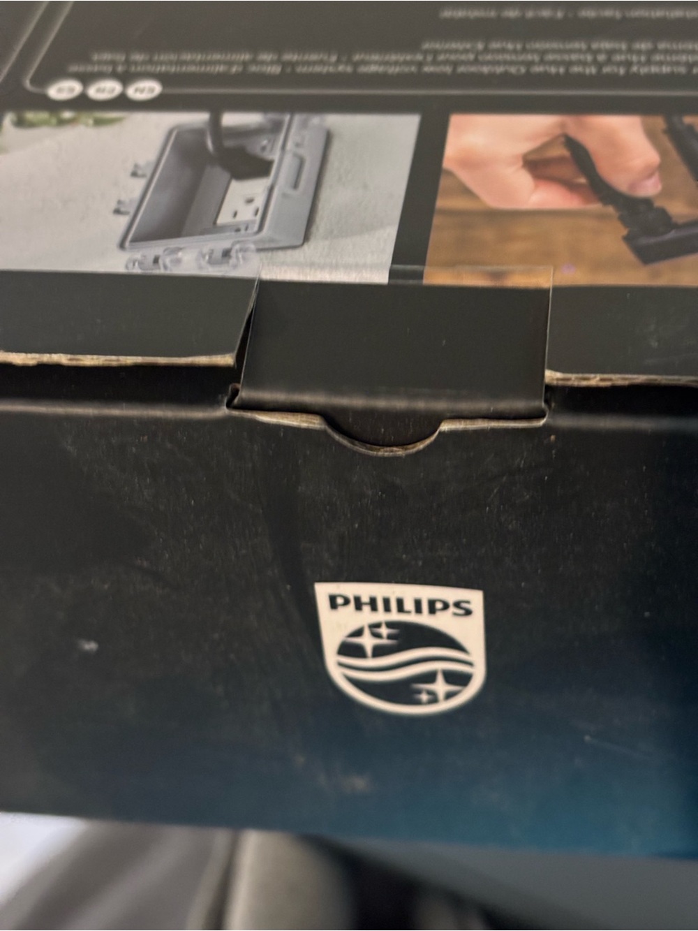 Philips Hue Power Supply Adapter - White and Green Accents - Picture 7 of 7
